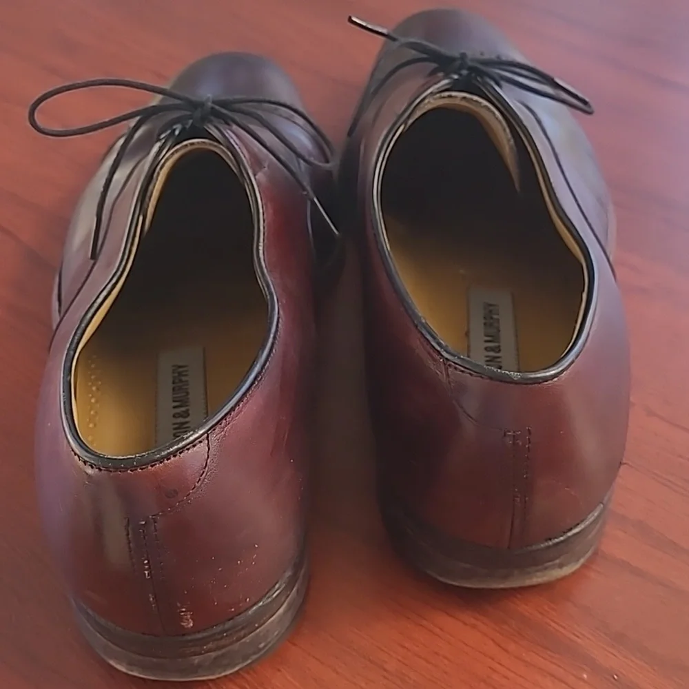 J & M Johnston & Murphy Mens size 10 Brown leather oxford dress shoes